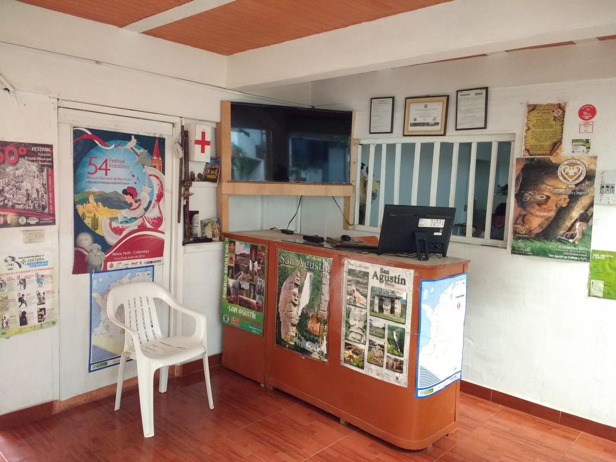 Hotel El Turista San Agustín エクステリア 写真